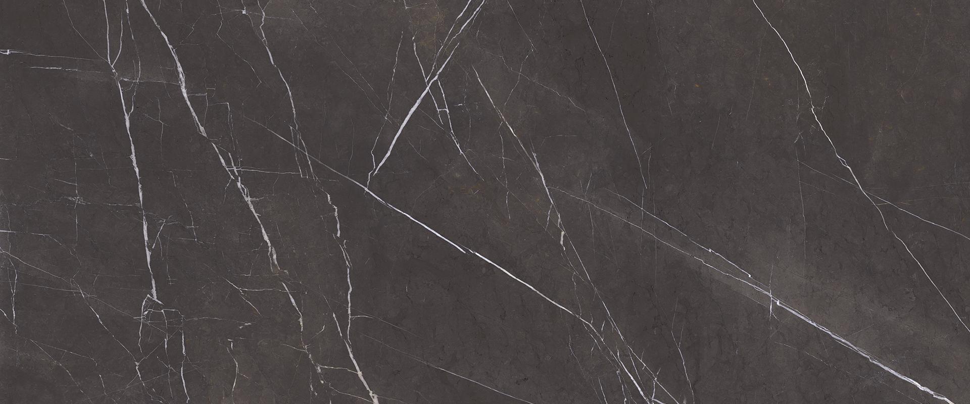 PREMIUM IMPERIAL BLACK