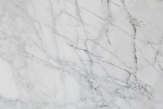 Carrara quartz vs Engineered quartz: Complete Comparison